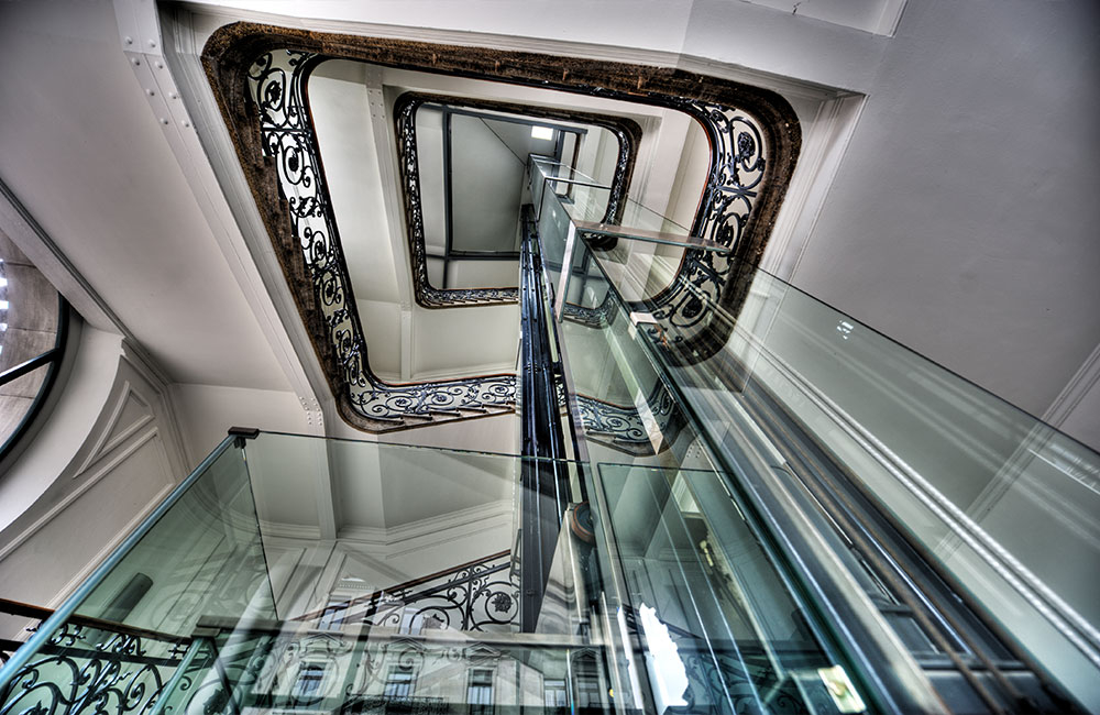 電梯安裝工的老婆寫的一篇日記，看哭很多人！